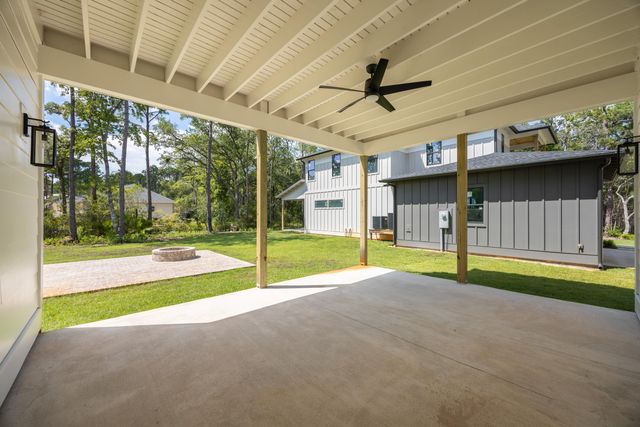 245 Island Grove Drive, Freeport, FL 32439