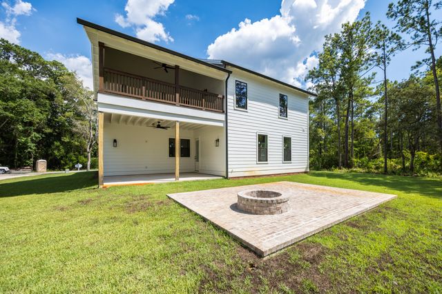 245 Island Grove Drive, Freeport, FL 32439