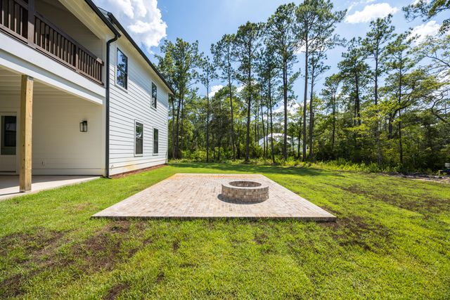 245 Island Grove Drive, Freeport, FL 32439