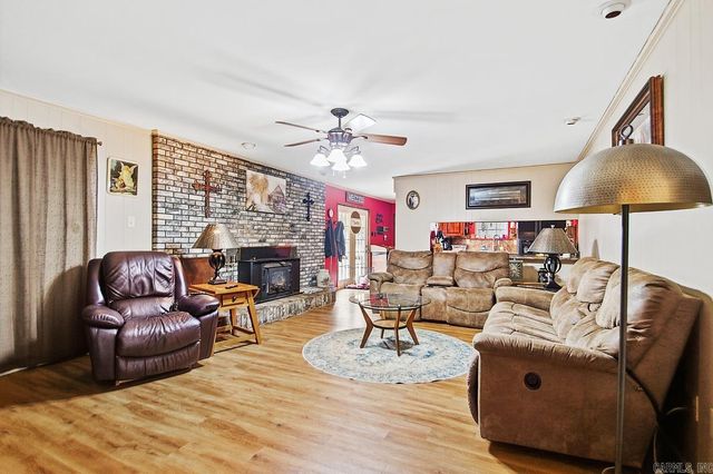 926 Grant 67 Road, Sheridan, AR 72150