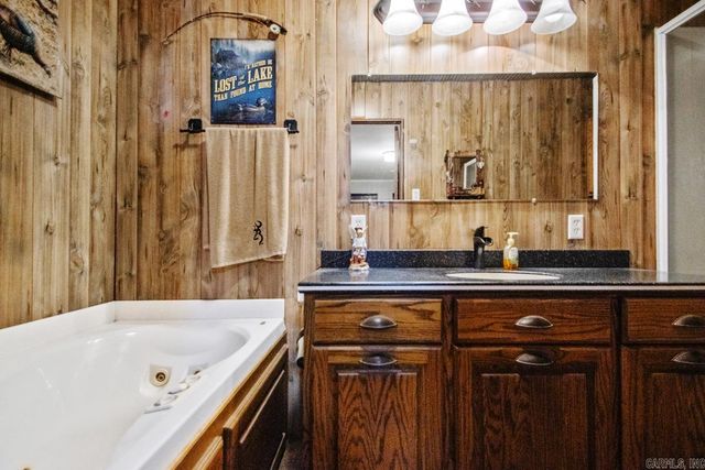 926 Grant 67 Road, Sheridan, AR 72150