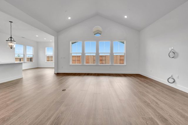 4327 Hooded Crow Way, Rancho Cordova, CA 95742