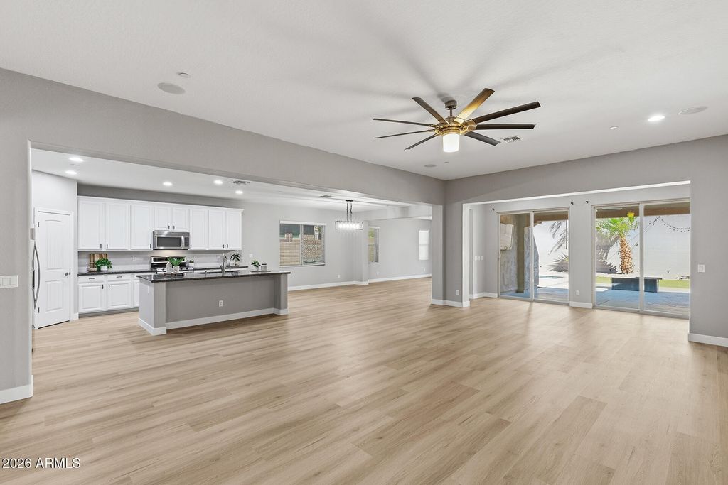 13392 W CREOSOTE Drive, Peoria, AZ 85383 — exterior
