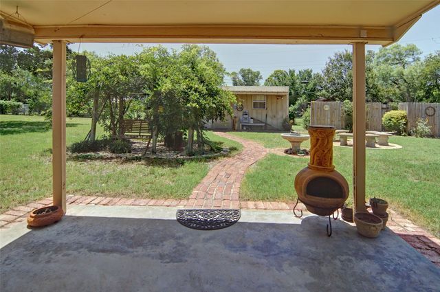 1706 Goodwin Drive, Mineral Wells, TX 76067