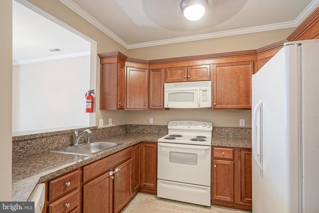 207 RAPHAEL CT, Williamstown, NJ 08094