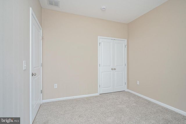 207 RAPHAEL CT, Williamstown, NJ 08094