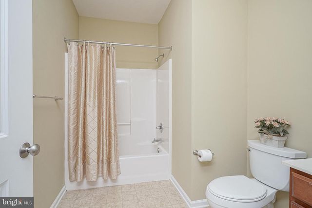 207 RAPHAEL CT, Williamstown, NJ 08094