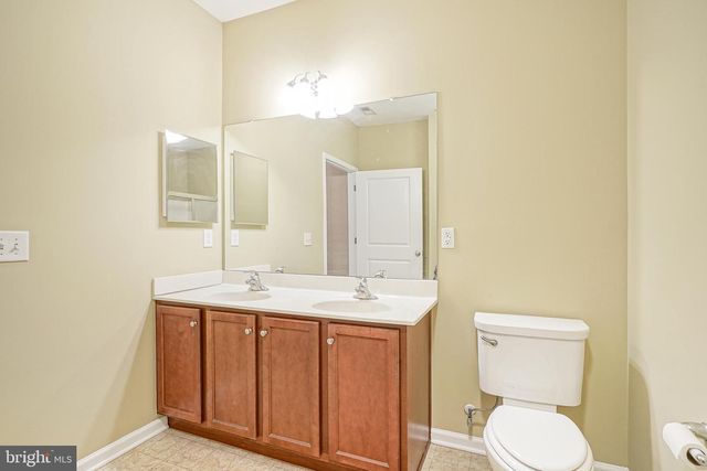 207 RAPHAEL CT, Williamstown, NJ 08094