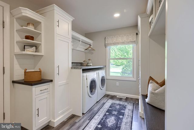 320 HIGHLAND RD, Hershey, PA 17033