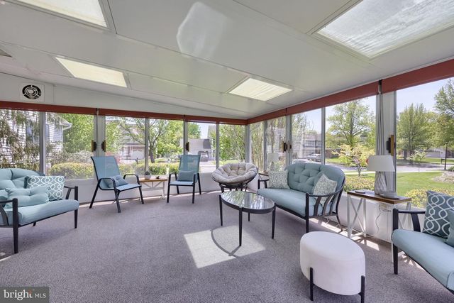320 HIGHLAND RD, Hershey, PA 17033