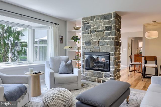 320 HIGHLAND RD, Hershey, PA 17033