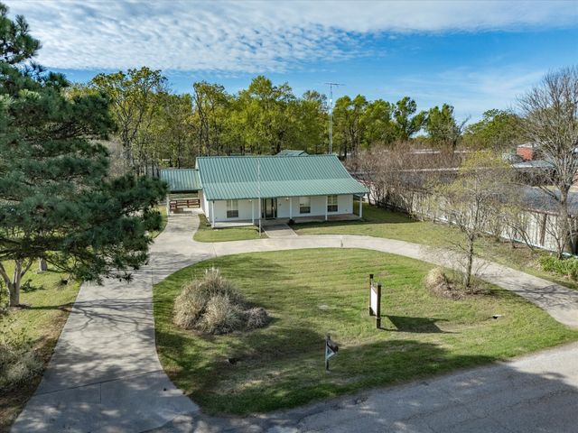 202 County Road 1558, Alba, TX 75410