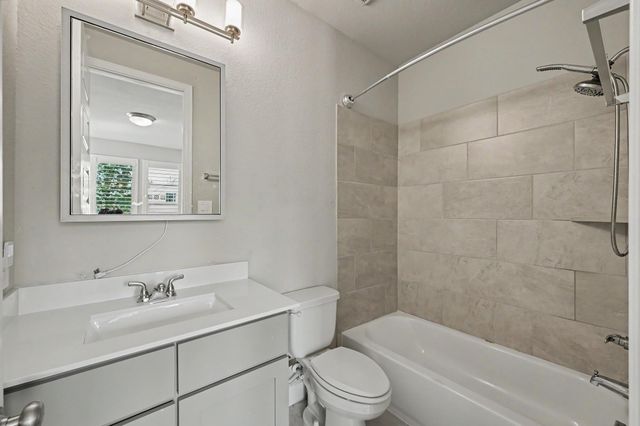 219 Sunrise Canvas Drive, Conroe, TX 77318