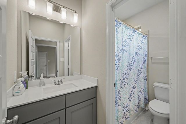 219 Sunrise Canvas Drive, Conroe, TX 77318
