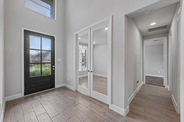 219 Sunrise Canvas Drive, Conroe, TX 77318