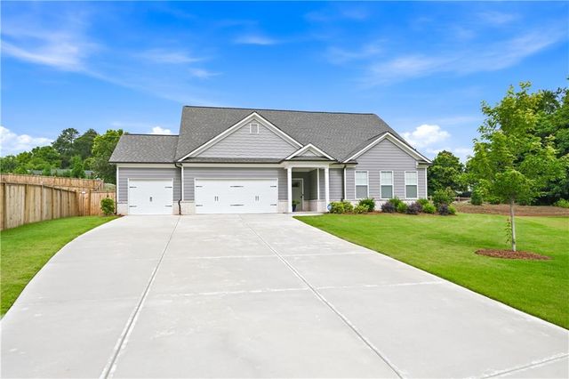 155 Cherokee Rose Lane, Hoschton, GA 30548