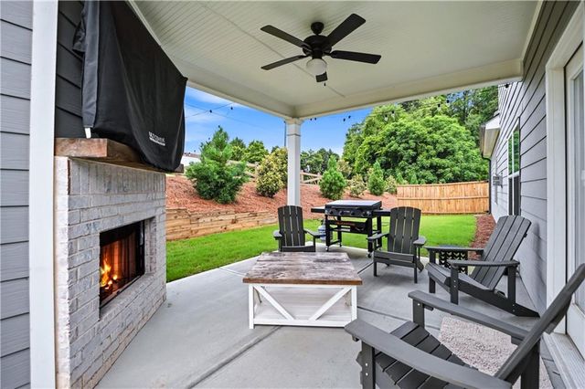 155 Cherokee Rose Lane, Hoschton, GA 30548