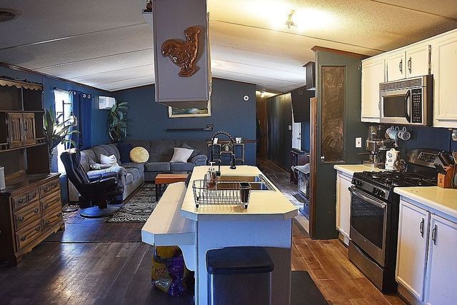 1661 Sassafras Stand Ridge Rd, Linden, TN 37096