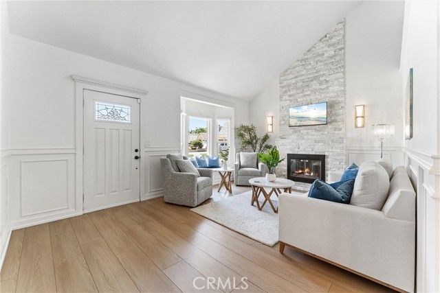 7880 E Samantha Circle, Anaheim, CA 92807