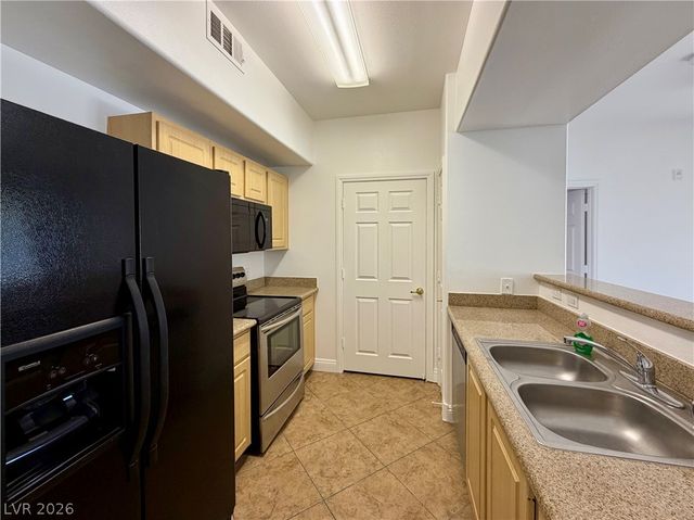 8000 Badura Avenue 1026, Las Vegas, NV 89113