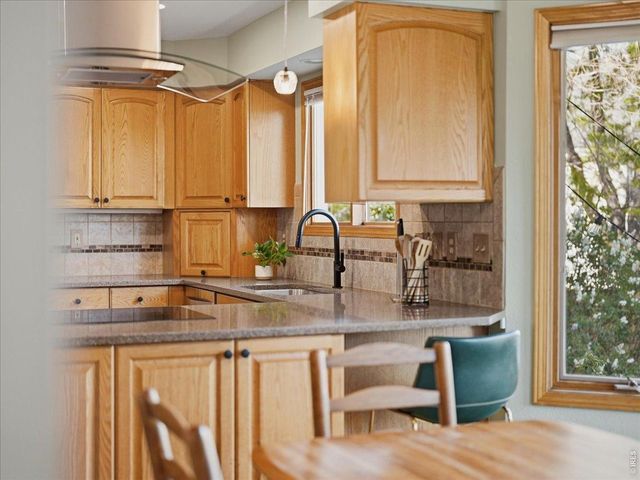 1712 Overlook Dr, Fort Collins, CO 80526