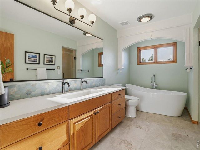 1712 Overlook Dr, Fort Collins, CO 80526