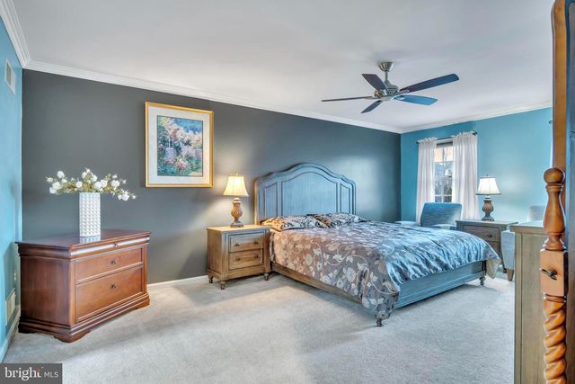 1103 SAFFRON DR, Mechanicsburg, PA 17050