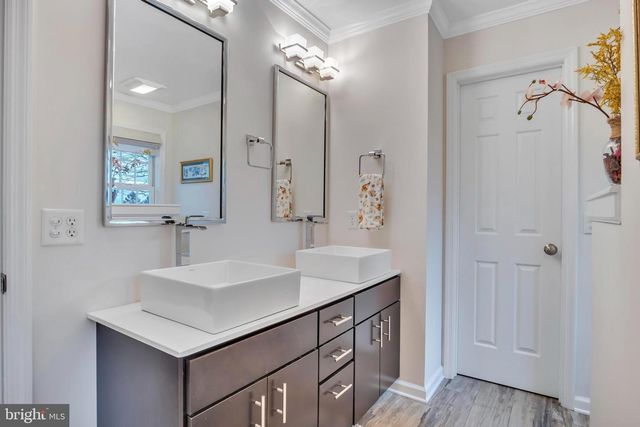 1103 SAFFRON DR, Mechanicsburg, PA 17050