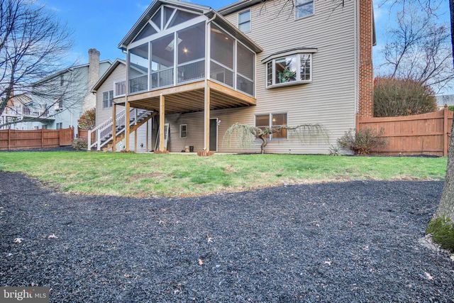 1103 SAFFRON DR, Mechanicsburg, PA 17050