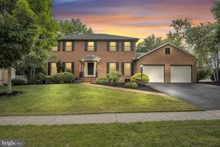 1103 SAFFRON DR, Mechanicsburg, PA 17050