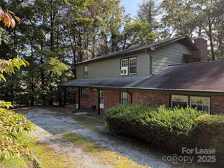 200 Daniel Drive, Hendersonville, NC 28739