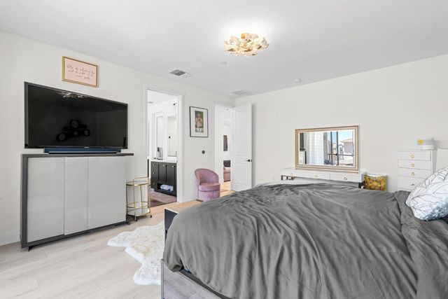 3483 Mulholland Dr, Lathrop, CA 95330