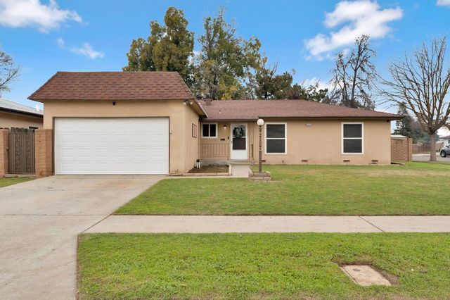 4575 E Norwich Avenue, Fresno, CA 93726