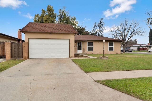 4575 E Norwich Avenue, Fresno, CA 93726