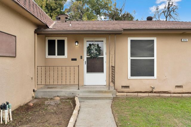 4575 E Norwich Avenue, Fresno, CA 93726