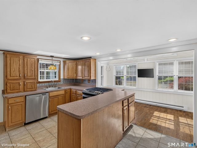 25 Uncas Trail, Old Saybrook, CT 06475