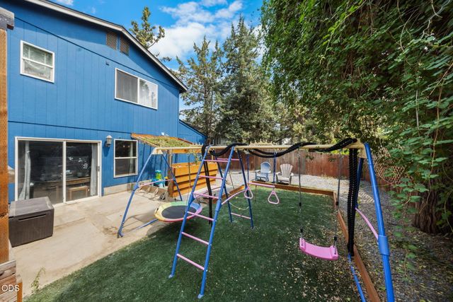 1895 NE Taylor Court, Bend, OR 97701