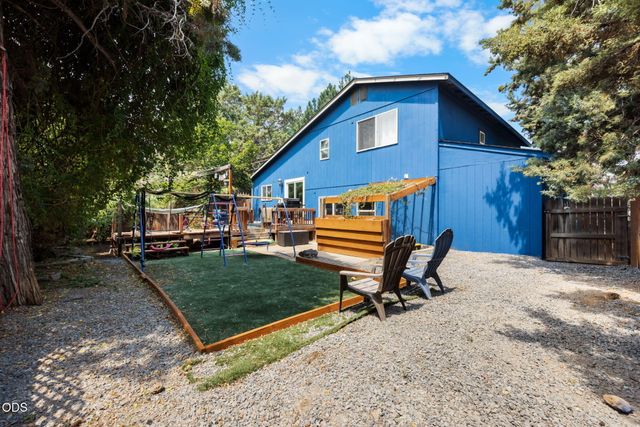 1895 NE Taylor Court, Bend, OR 97701