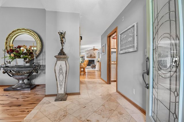 819 Briarhill Drive, Newark, OH 43055