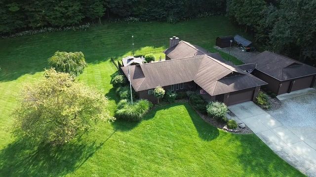 819 Briarhill Drive, Newark, OH 43055