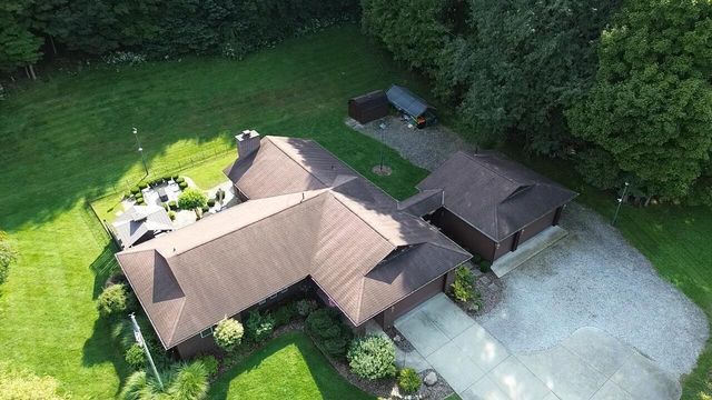 819 Briarhill Drive, Newark, OH 43055