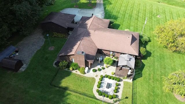 819 Briarhill Drive, Newark, OH 43055