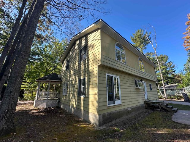 224 Elm Avenue, Roscommon, MI 48653