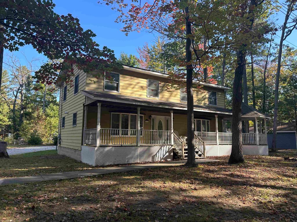 224 Elm Avenue, Roscommon, MI 48653