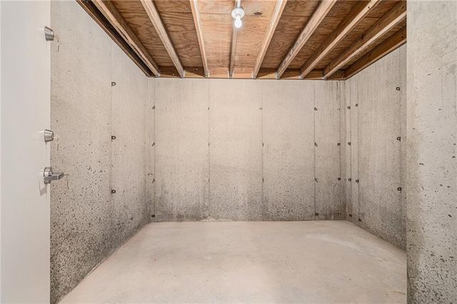 1727 N 91st Street, Kansas City, KS 66112