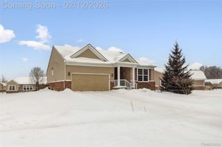 9431 Pine Valley Drive, Grand Blanc Charter Township, MI 48439