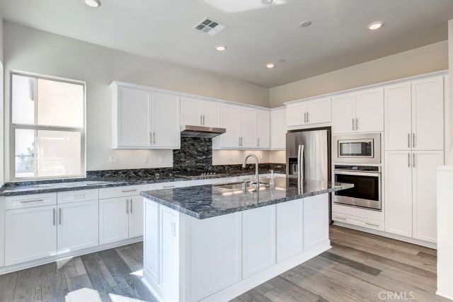 791 Benchmark, Irvine, CA 92618