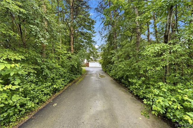 13 North Shore Drive, Bennington, NY 14004