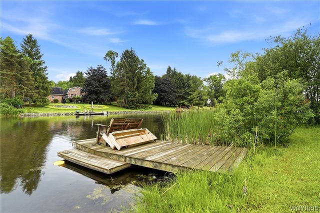 13 North Shore Drive, Bennington, NY 14004