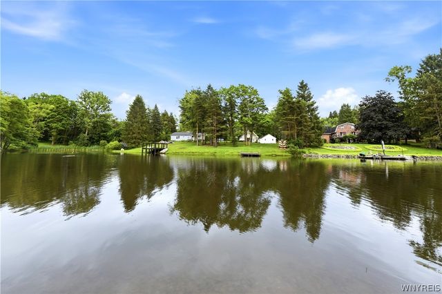 13 North Shore Drive, Bennington, NY 14004